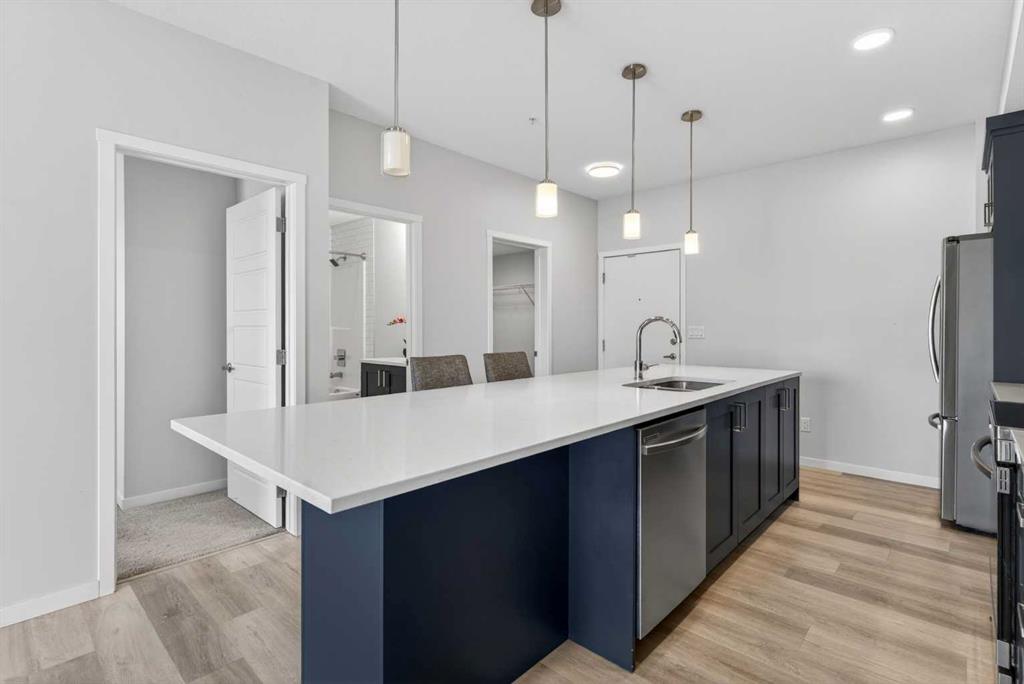 200 Harvest Hills Place NE #305 photo 5