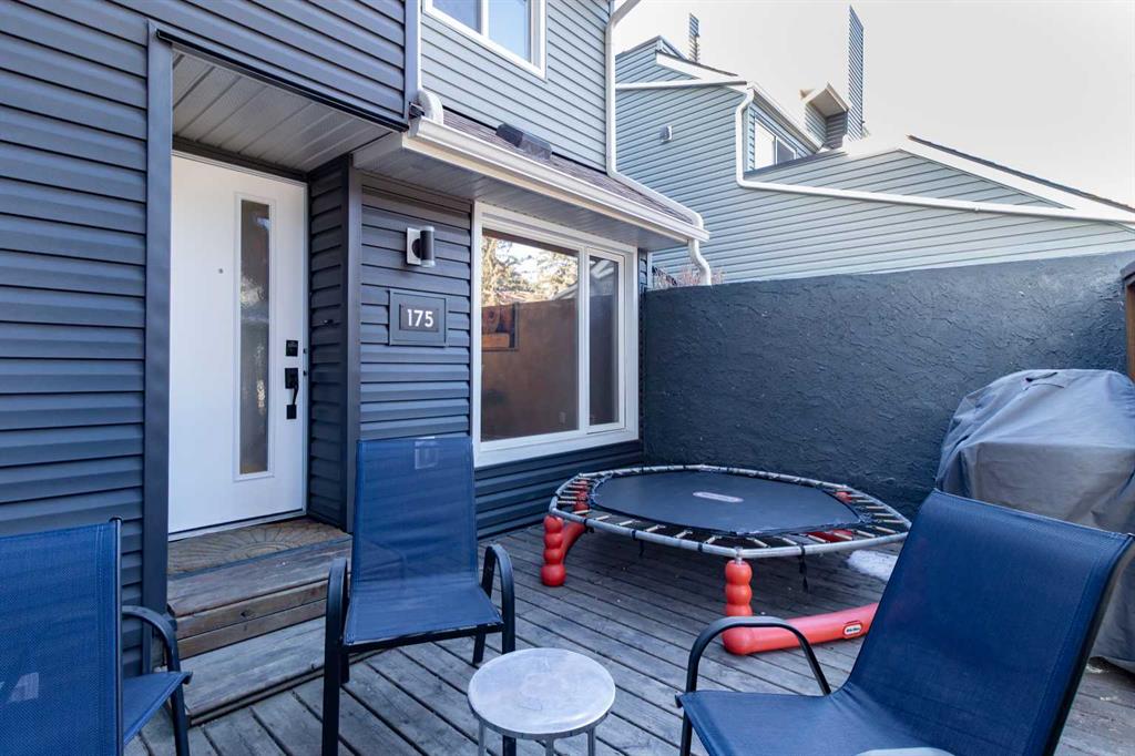 77 Glamis Green SW #175 photo 2