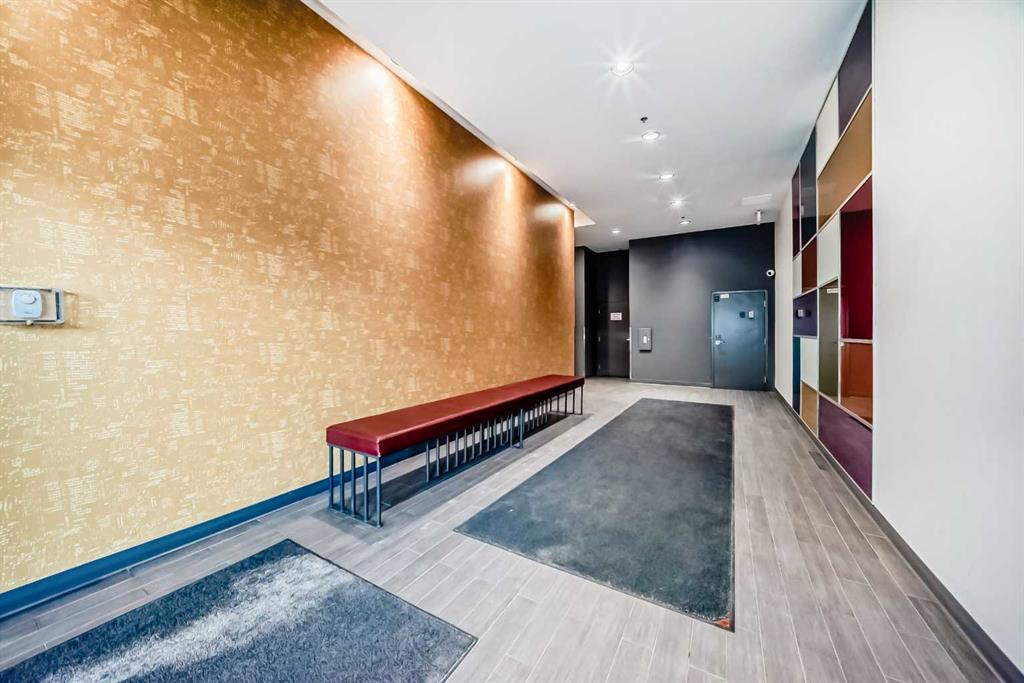 135 13 Avenue SW #810 photo 5