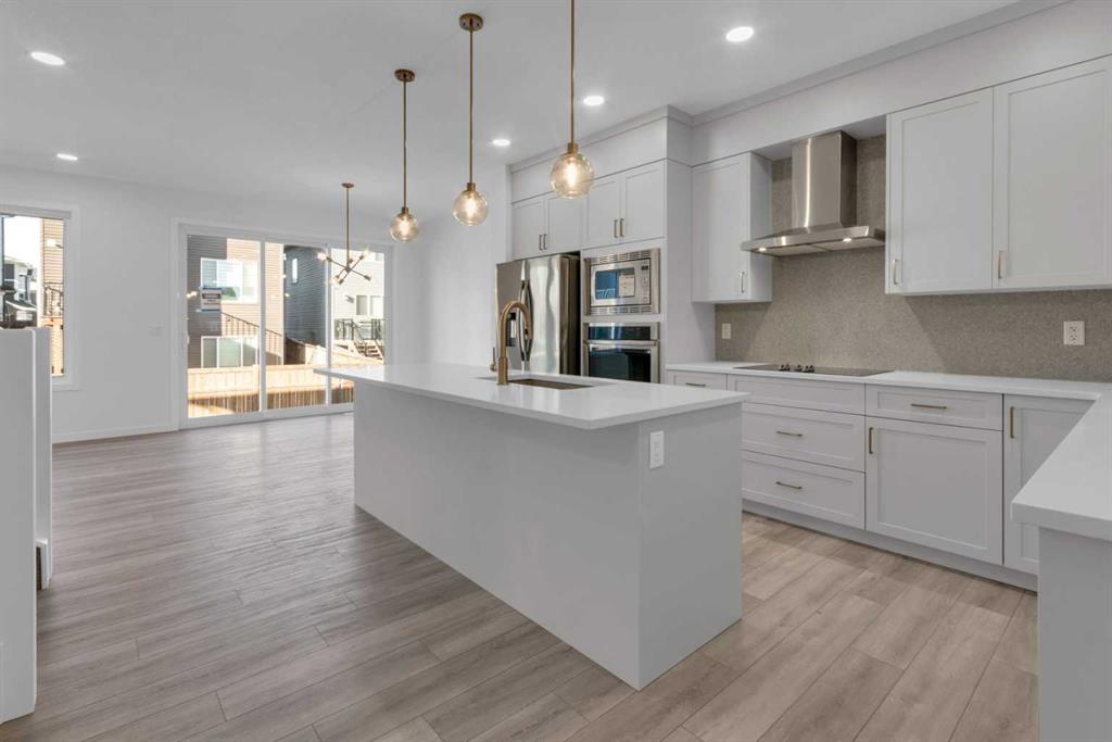 200 Starling Place NW photo 3