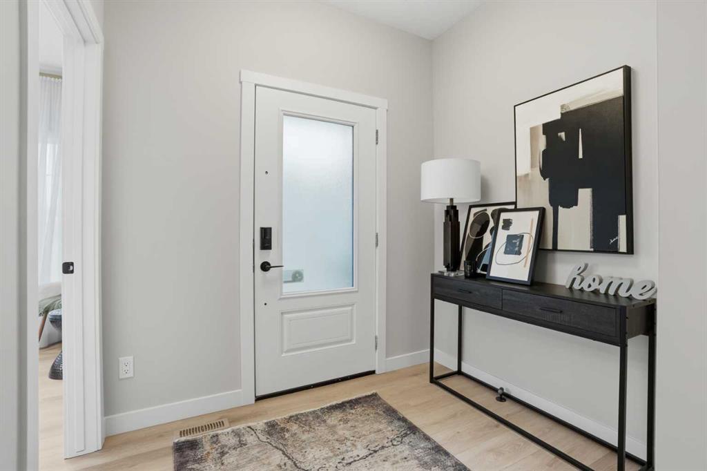76 Buffaloberry Manor SE photo 4