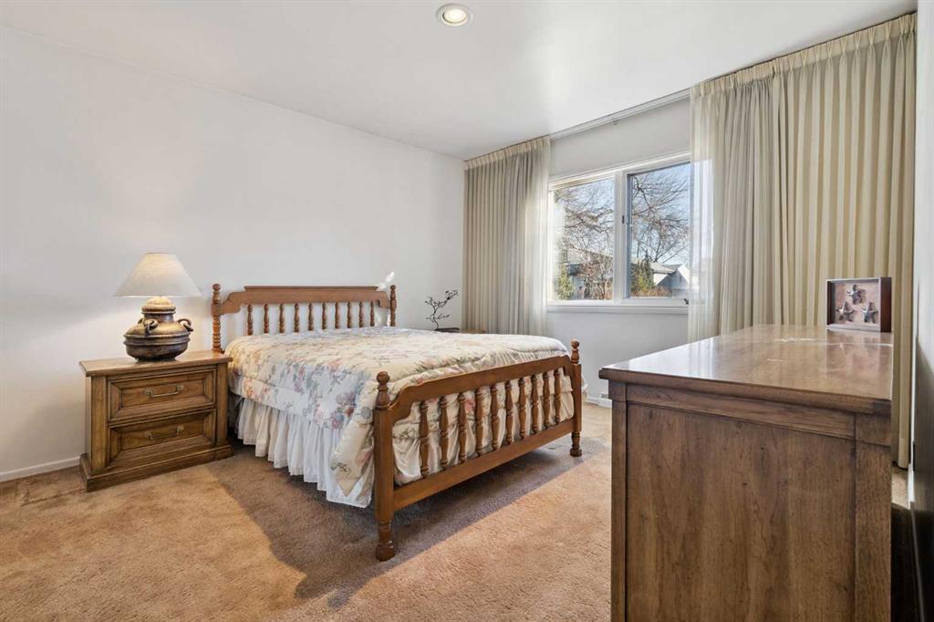 34 Rosery Drive NW photo 4