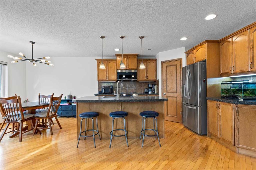 921 Cranston Drive SE photo 4