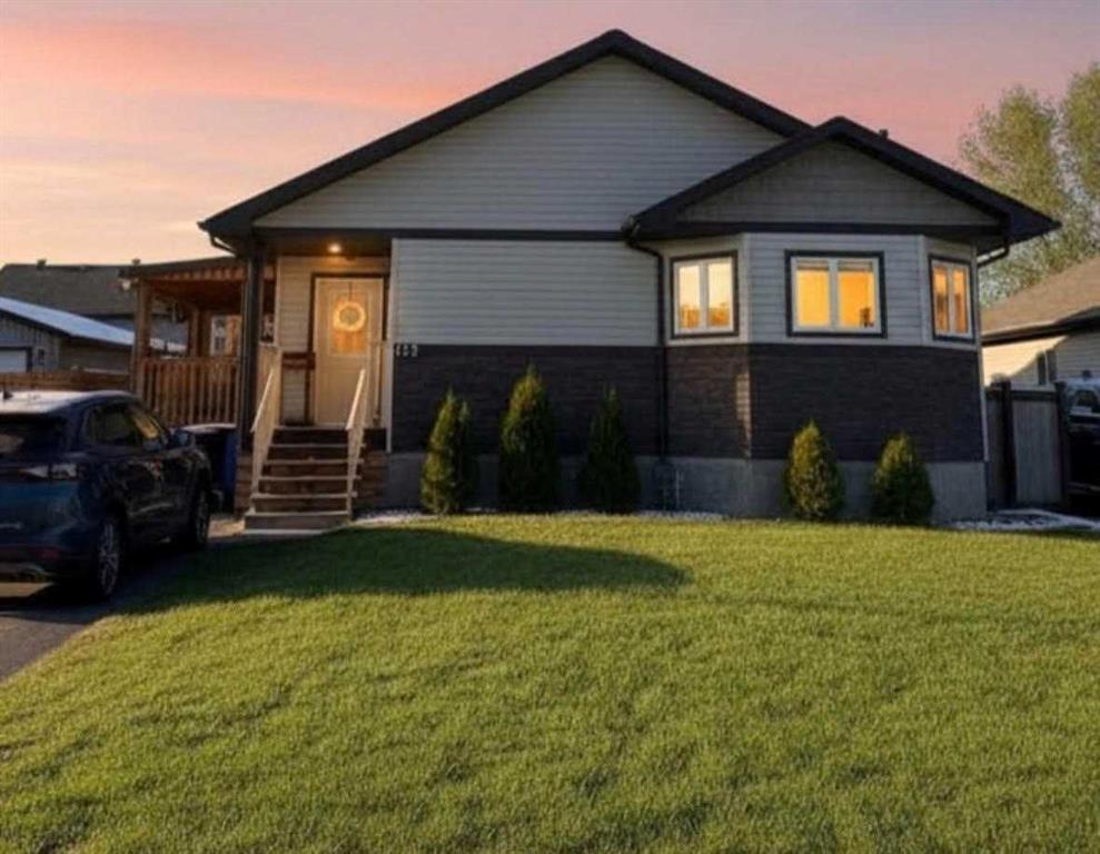 125 Beardsley Crescent