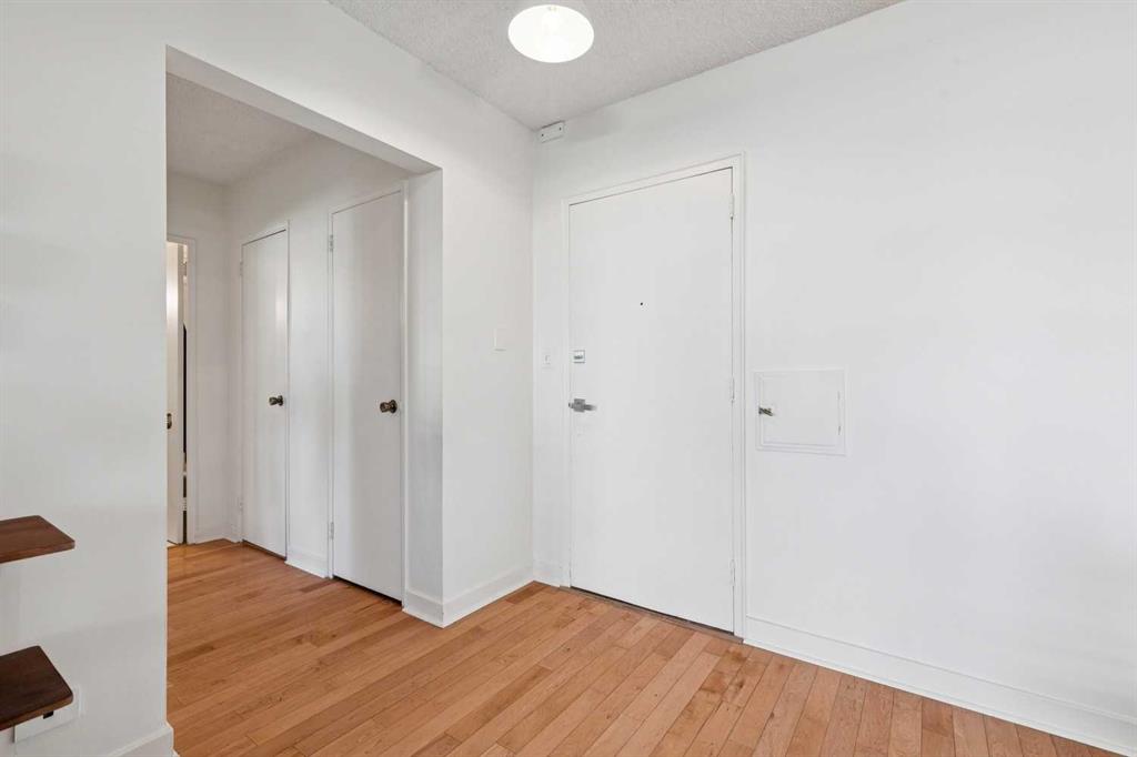 3316 Rideau Place SW #204 photo 2