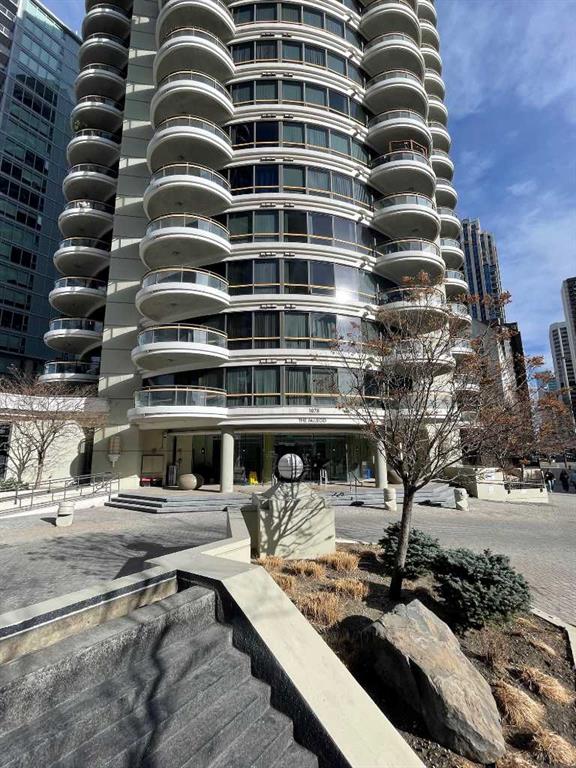 1078 6 Avenue SW #503 photo 4