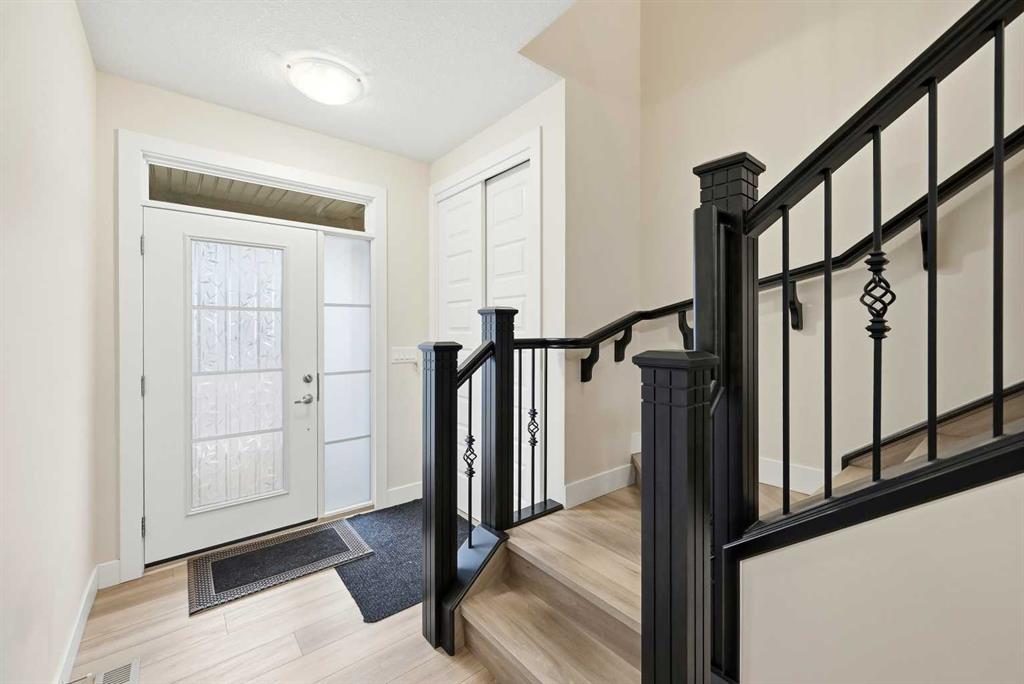 228 Carringham Road photo 5