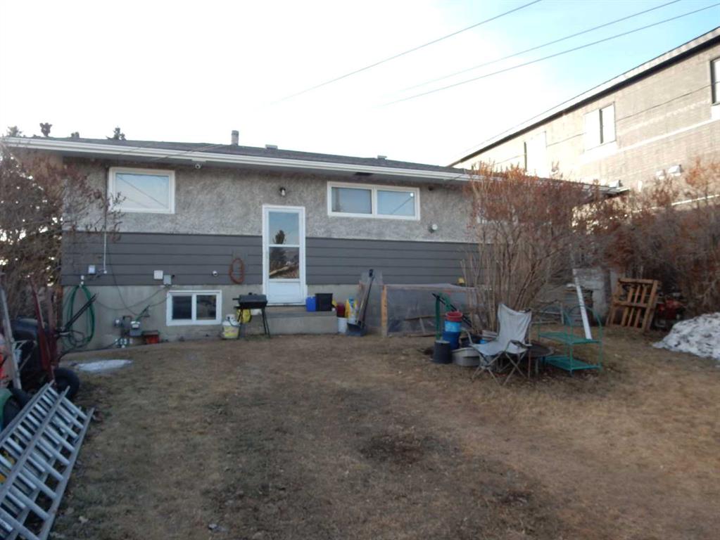 1330 34 Street SE photo 4