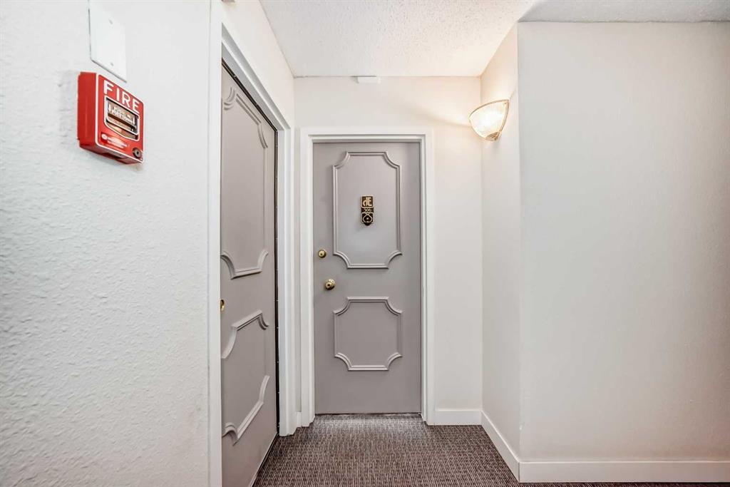 1334 14 Avenue SW #306 photo 5