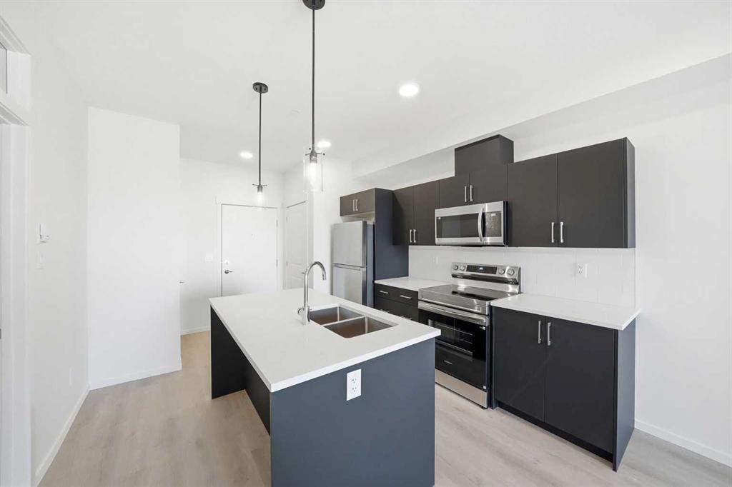 47 Creekview Gardens SW #1105 photo 5