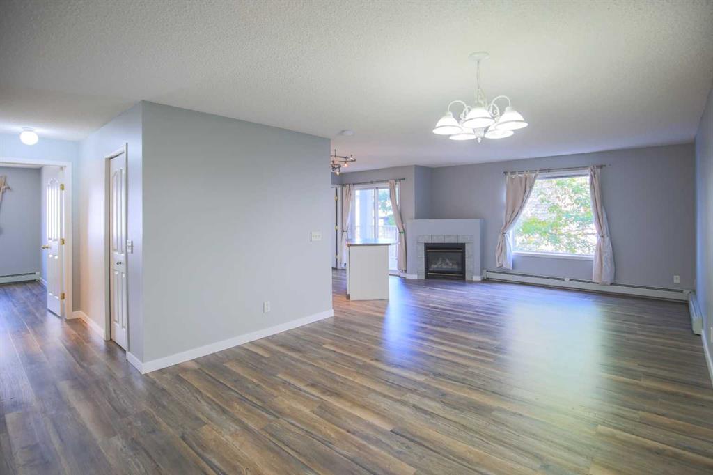5202 Valleyview Park SE #202