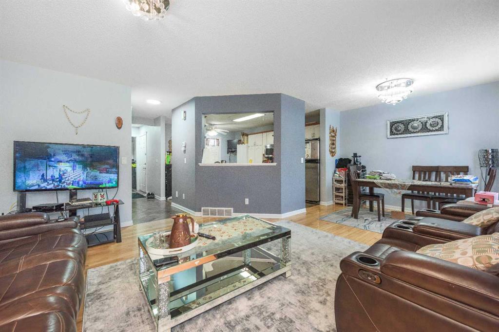 3810 Catalina Boulevard NE photo 5