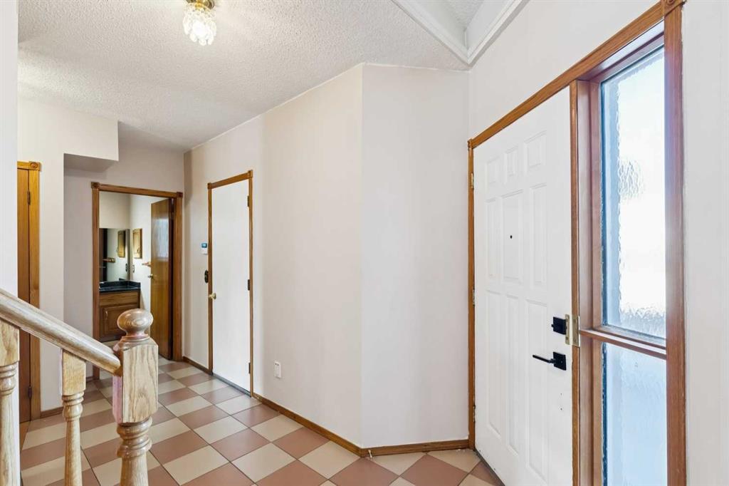 2203 Sirocco Drive SW photo 2