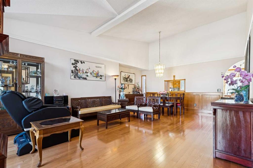 2203 Sirocco Drive SW photo 3