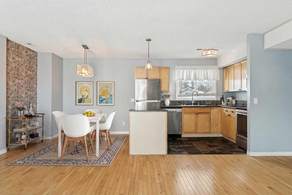 1540 29 Street NW #1104 photo 2
