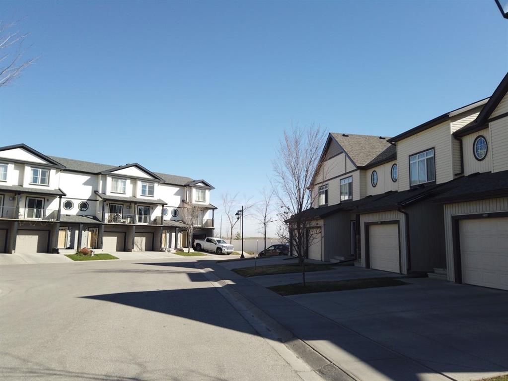 337 COPPERPOND Landing SE photo 2