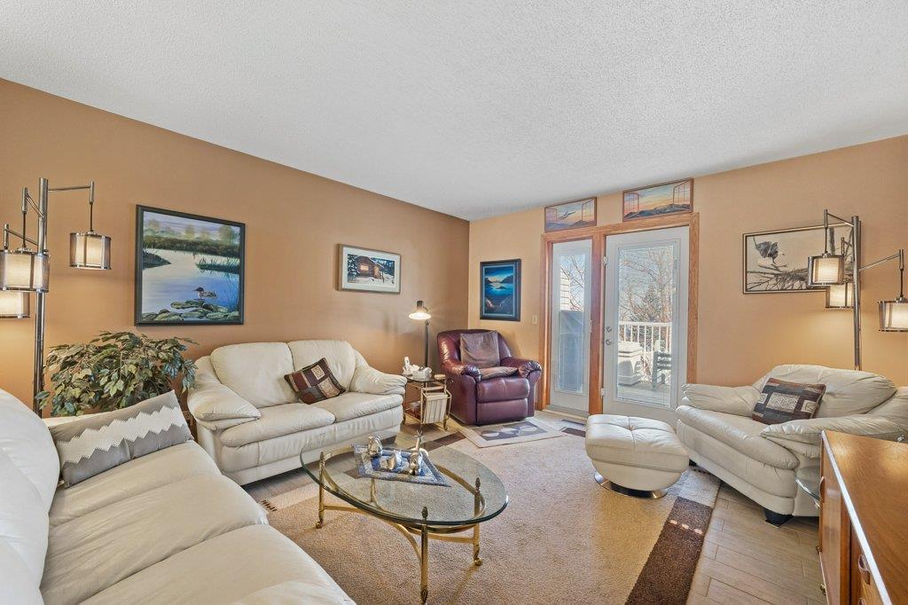 52 Macewan Park Heights NW photo 5