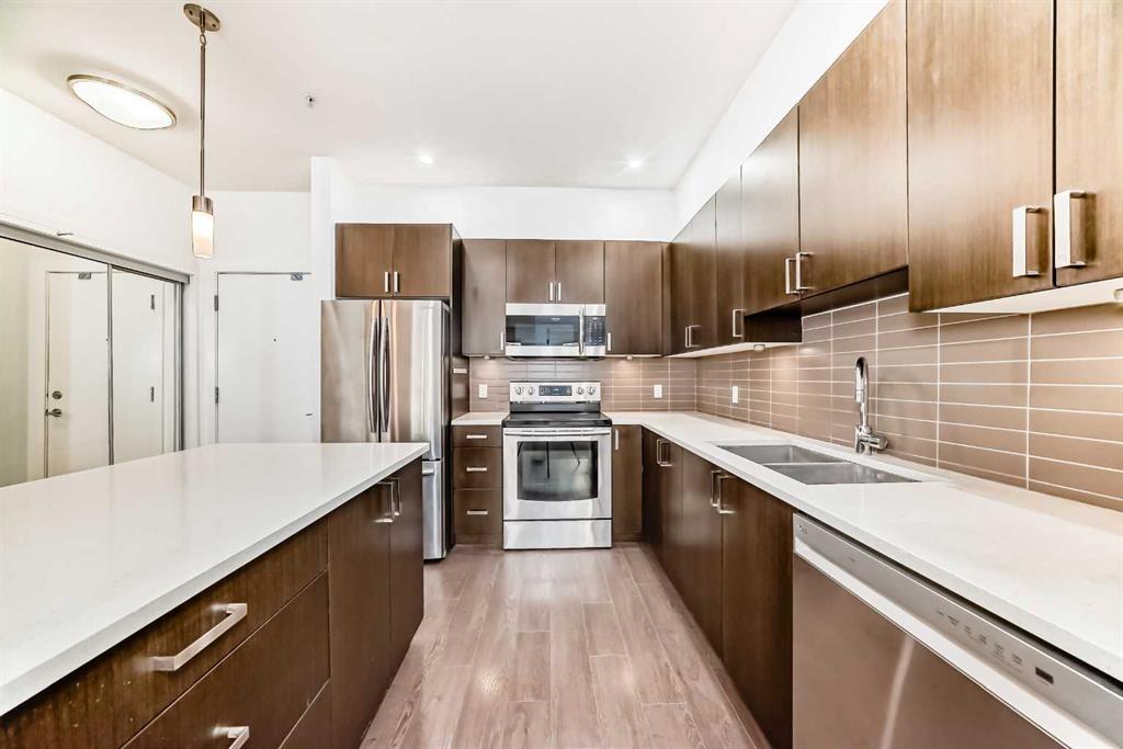 22 Auburn Bay Link SE #109