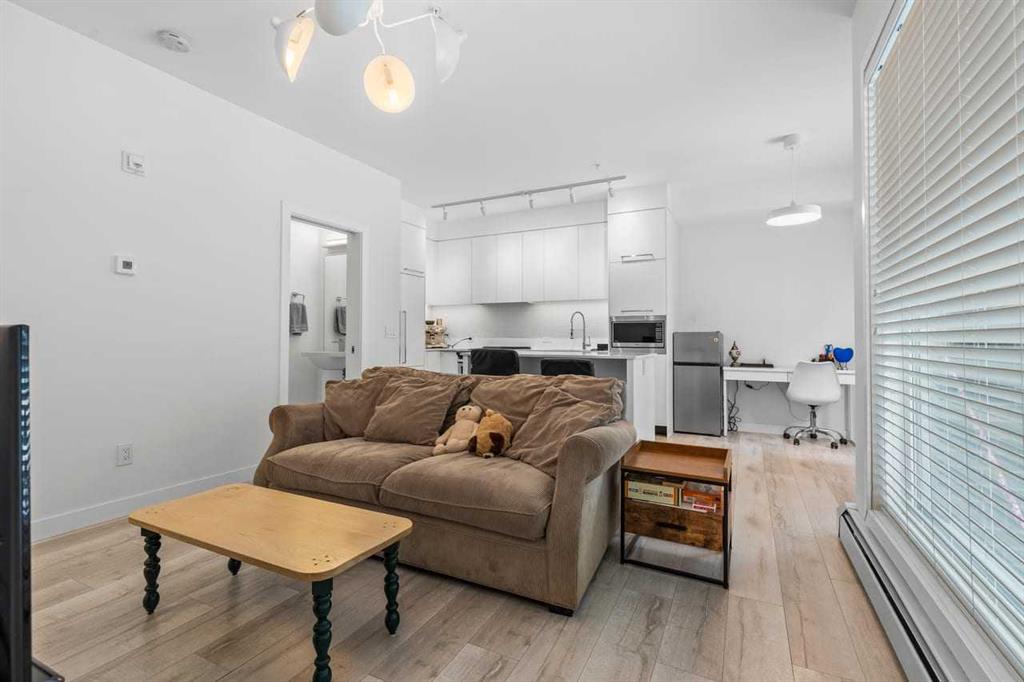 3125 39 Street NW #110 photo 3