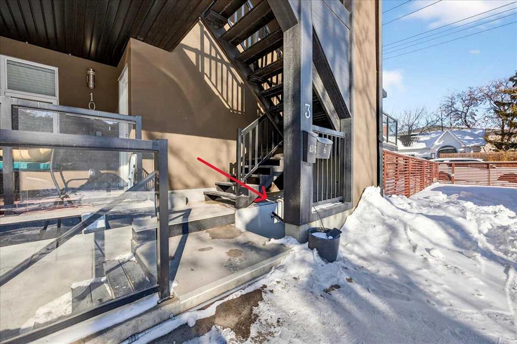 2815 17 Street SW #3 photo 5
