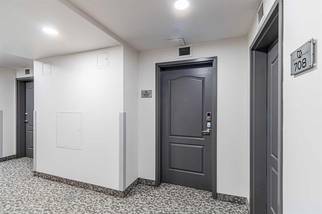 303 13 Avenue SW #707 photo 5