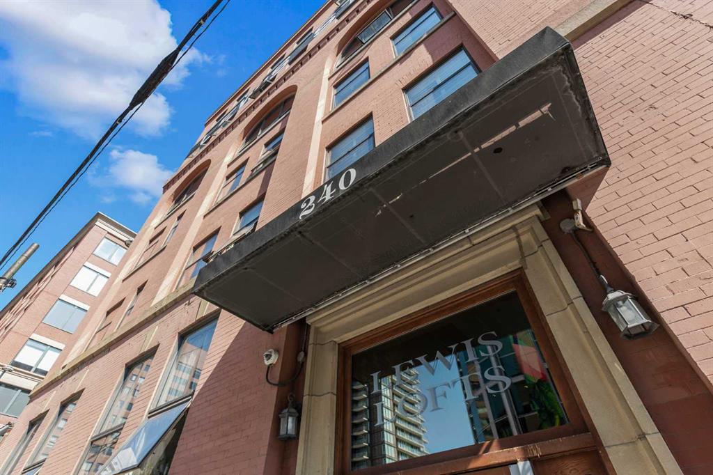 240 11 Avenue SW #103 photo 2