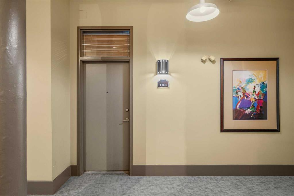 240 11 Avenue SW #103 photo 4