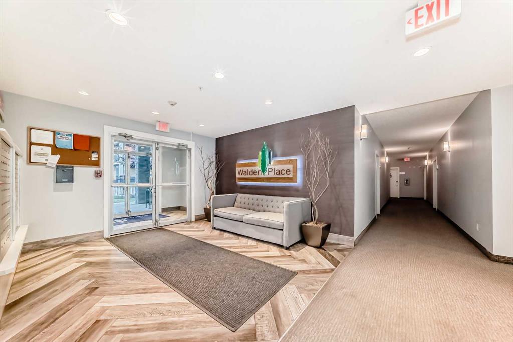 10 Walgrove Walk SE #405 photo 3