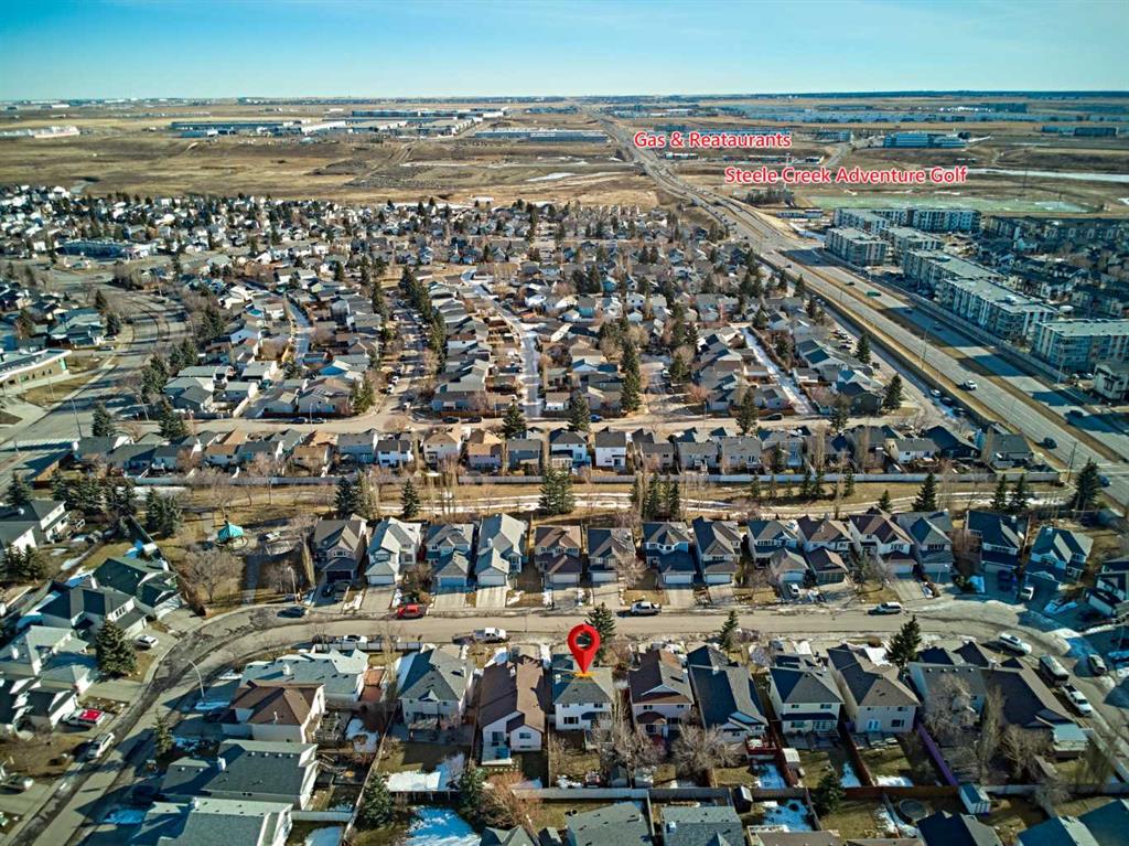 215 COVENTRY Green NE photo 4