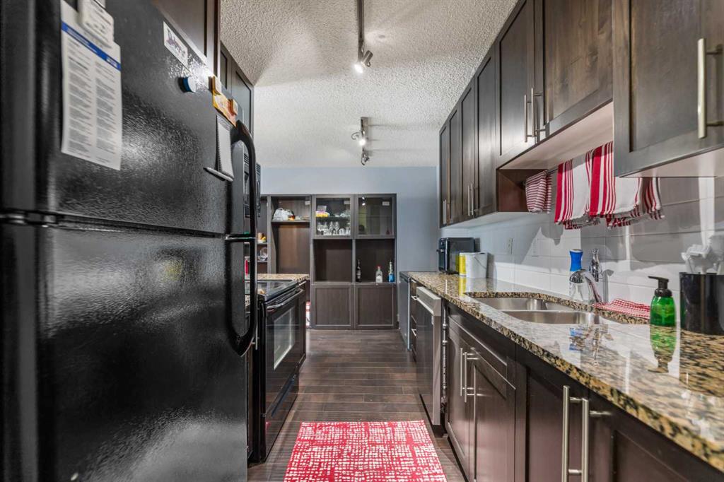 4455A Greenview Drive NE #410 photo 3