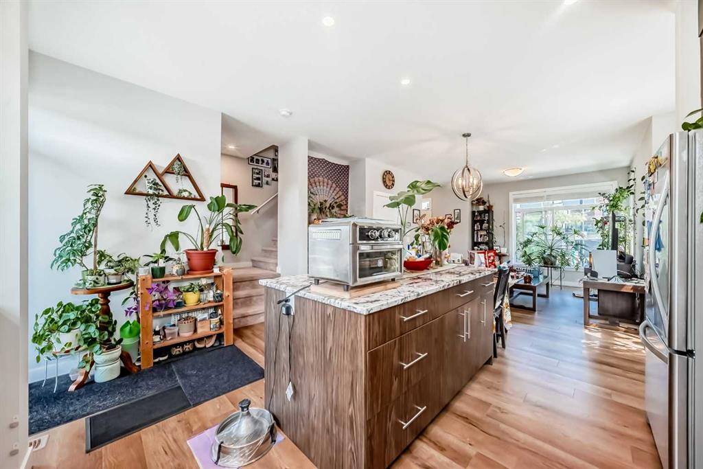 118 Sage Meadows Gardens NW photo 5