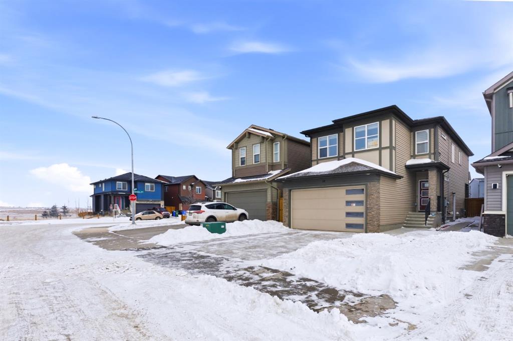14 Belvedere Point SE photo 2