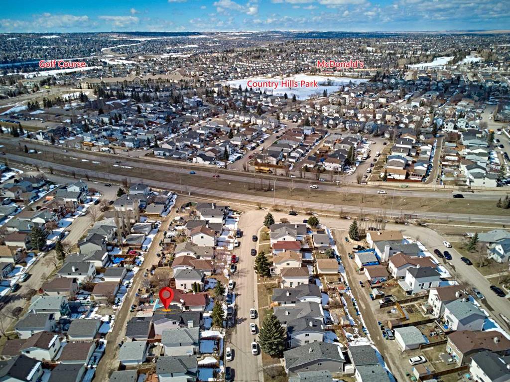 152 HARVEST GOLD Heights NE photo 4