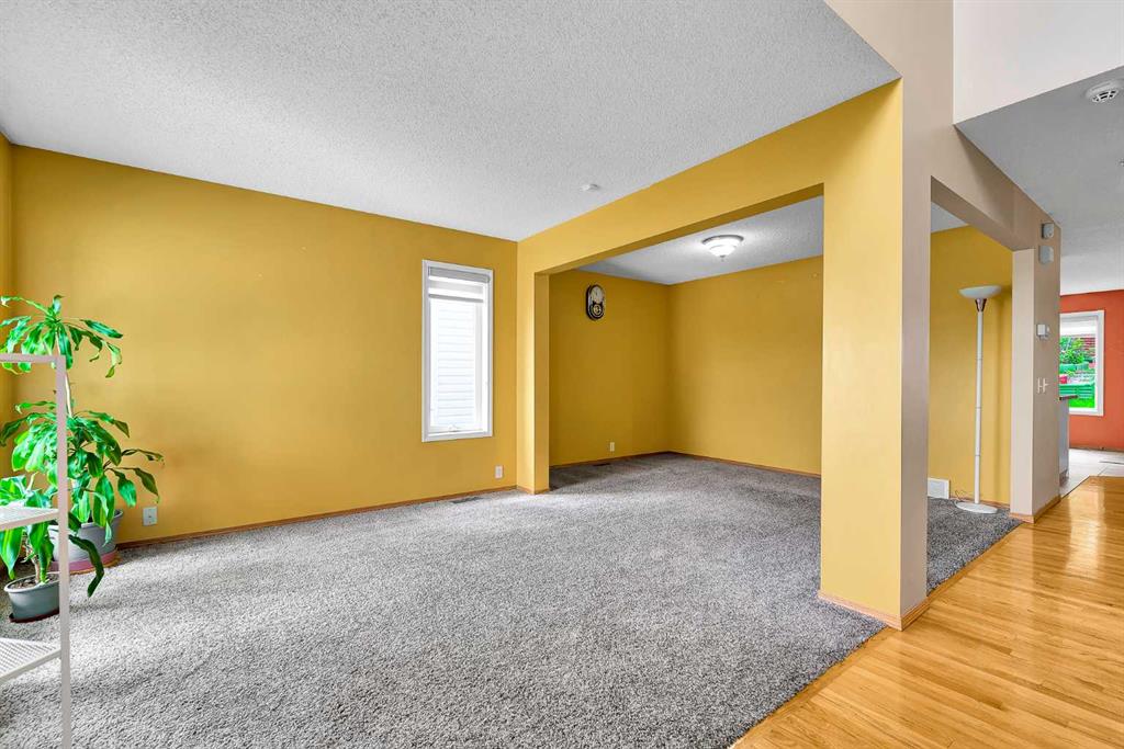 332 Harvest Hills Drive NE photo 4