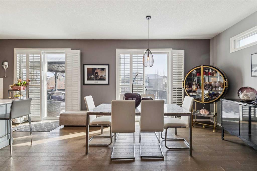 223 Cranarch Terrace SE photo 5