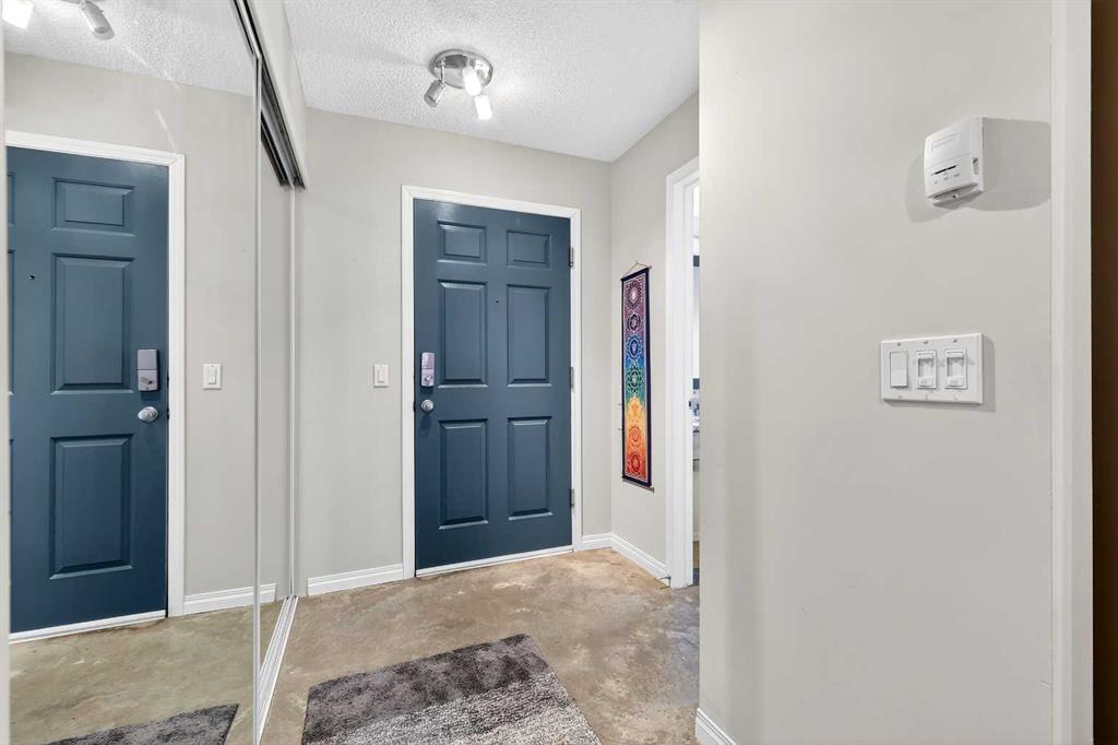 1808 36 Avenue SW #324 photo 4