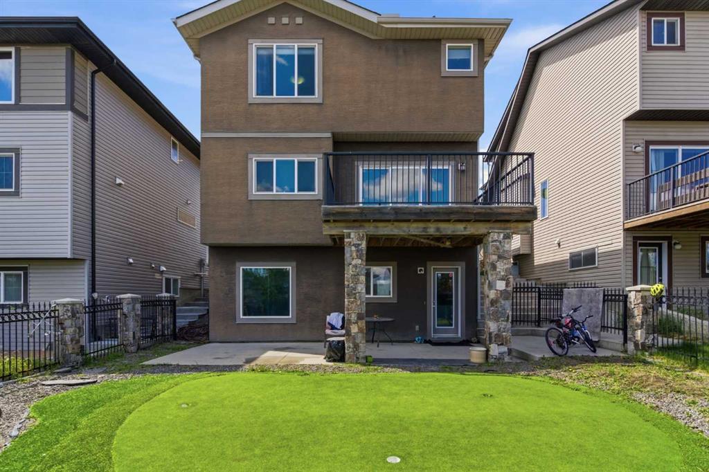 21 Evansview Manor NW photo 2