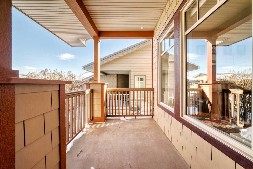 5 Bridle Estates Road SW photo 3