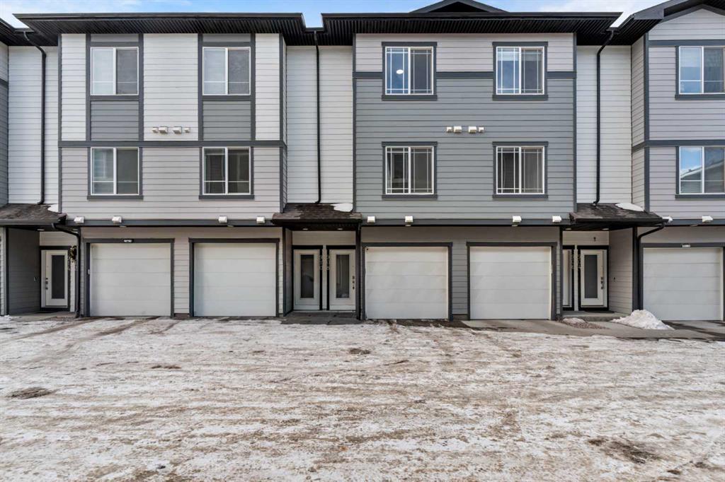 95 Skyview Close NE #908