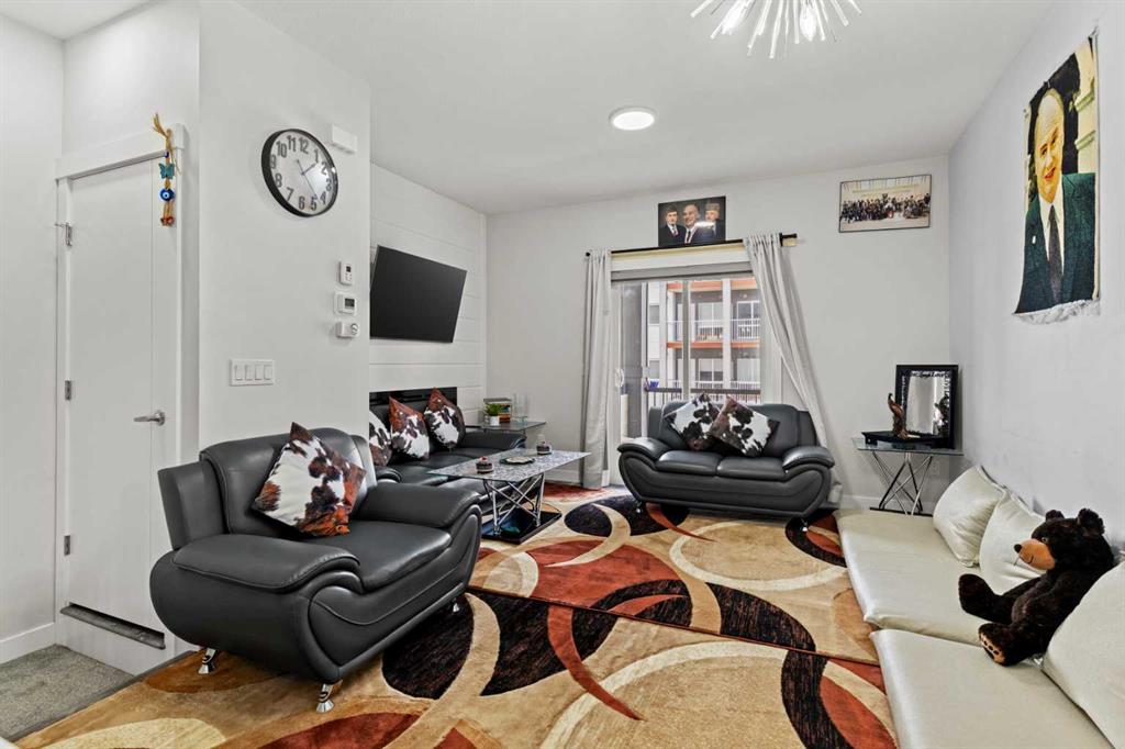95 Skyview Close NE #908 photo 5