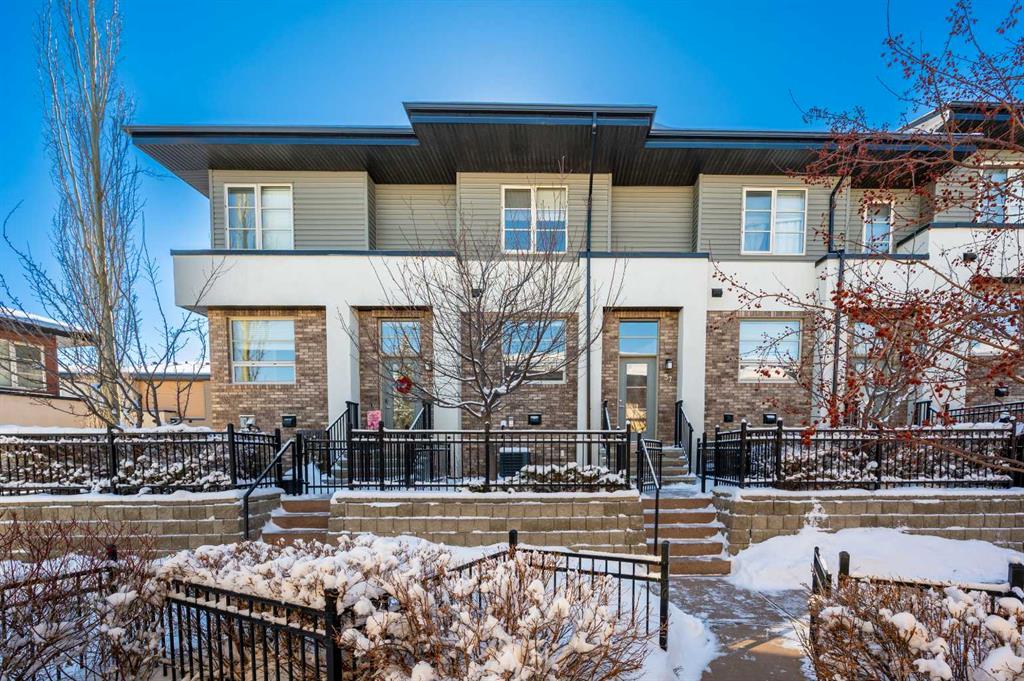 57 Aspen Hills Common SW photo 3