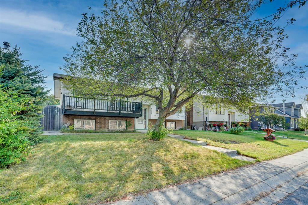 4764 Rundlewood Drive NE