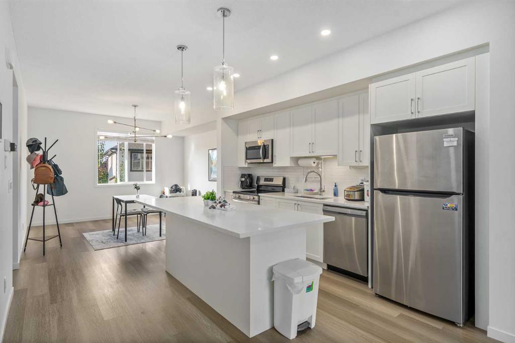 628 Copperstone Manor SE photo 3