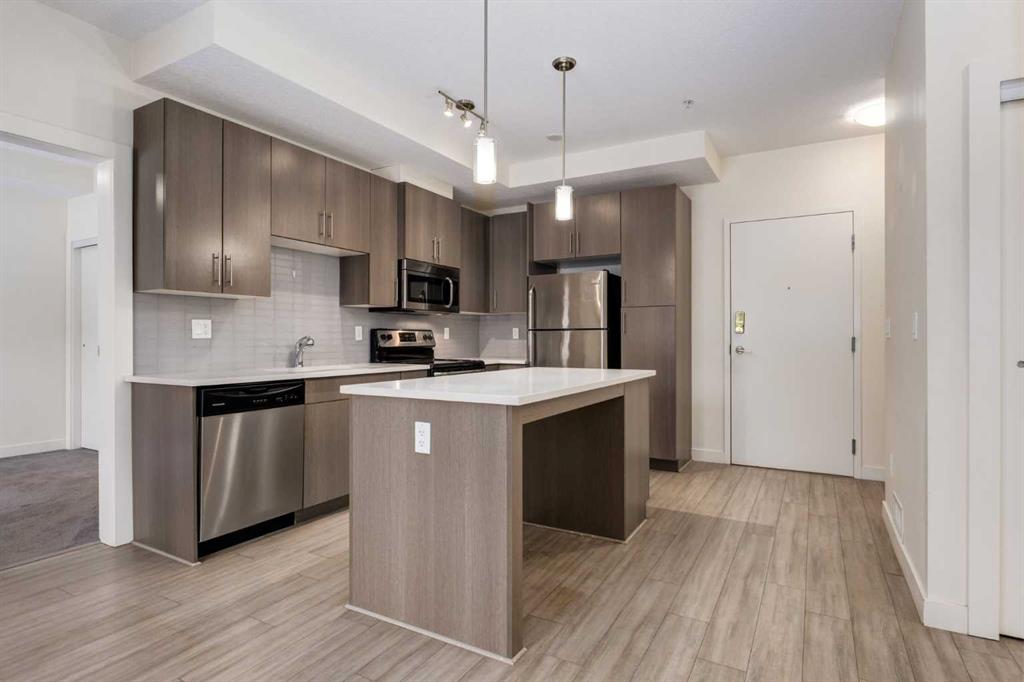 15233 1 Street SE #102 photo 4