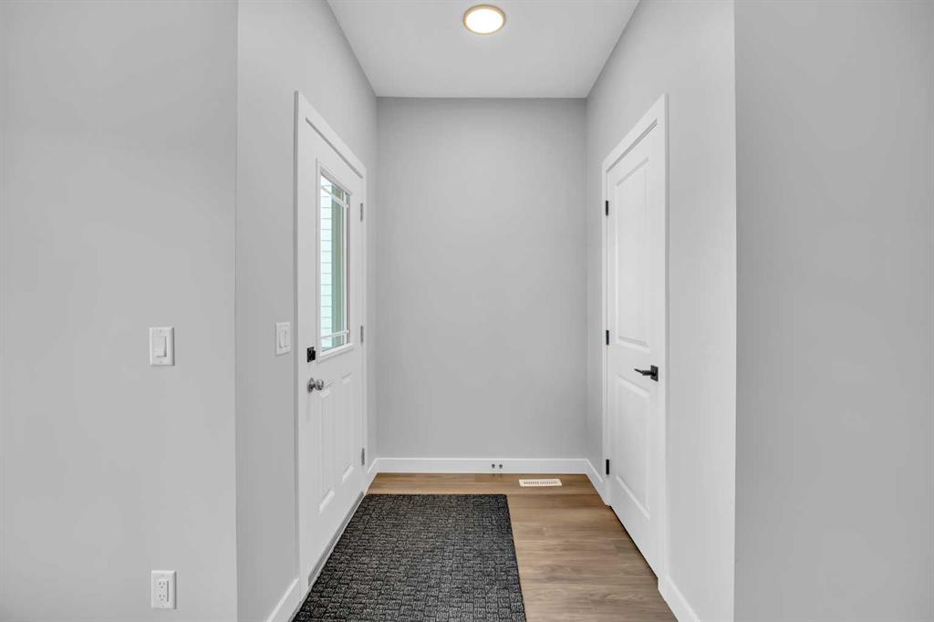 10 Versant Path SW photo 4