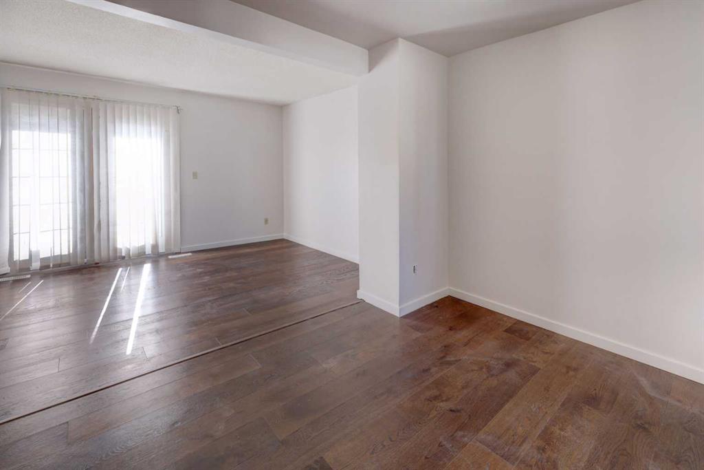 64 Whitnel Court NE #33 photo 4