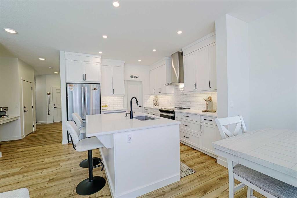 25 Belmont Green SW photo 5