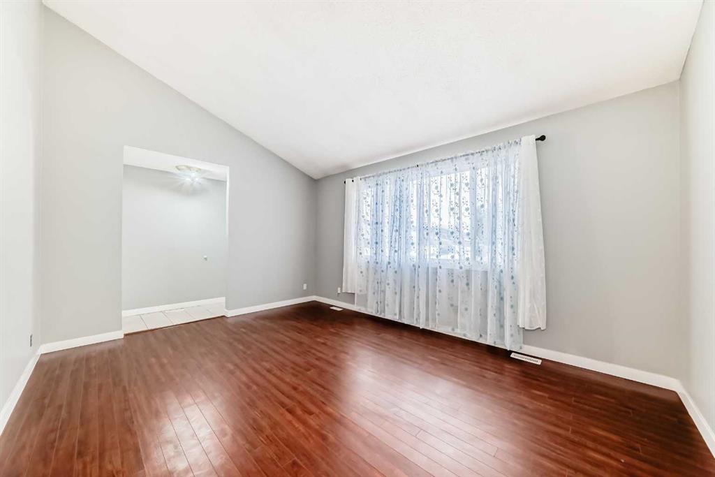 130 Pinemeadow Road NE photo 3