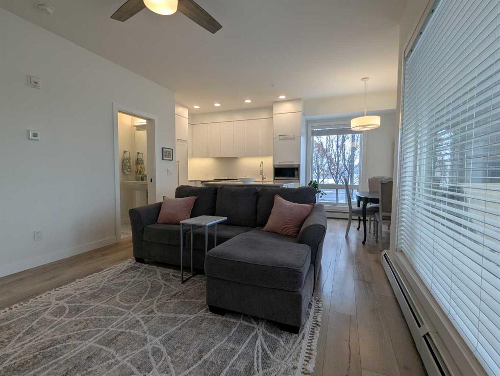 3125 39 Street NW #102 photo 4