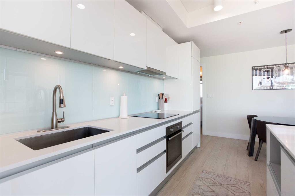 1188 3 Street SE #1204 photo 5